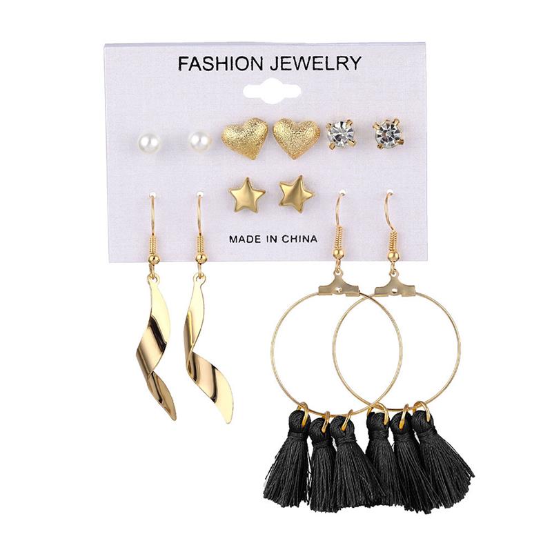 Women’s Stylish Earrings Set