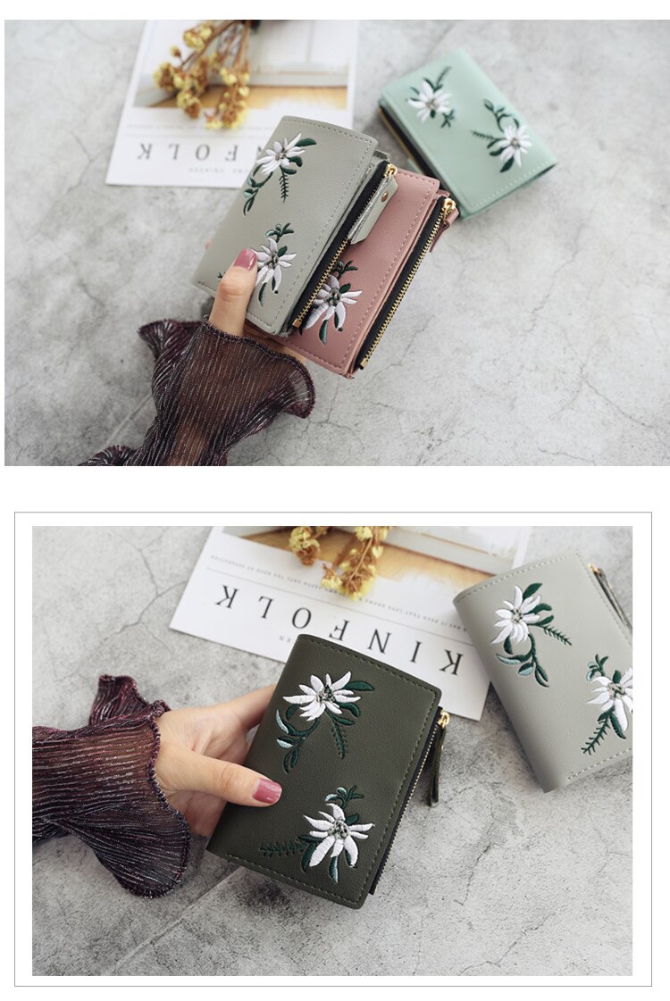 Women's  Flower Embroidery Short Wallet